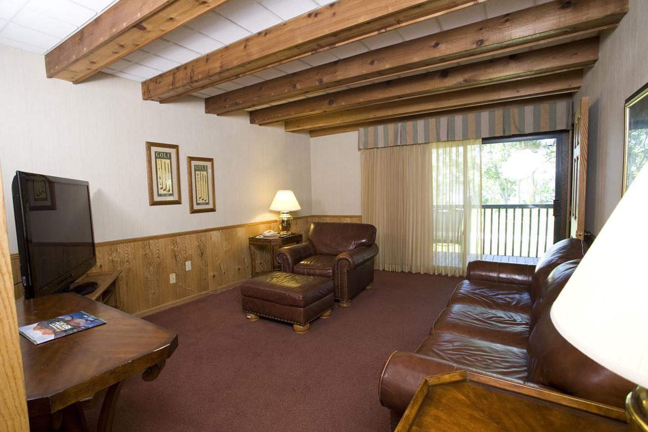 Hueston Woods Lodge And Conference Center College Corner Exterior foto